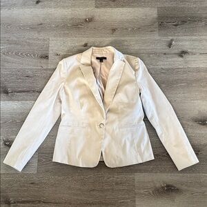 Ann Taylor cream suit jacket - size 4